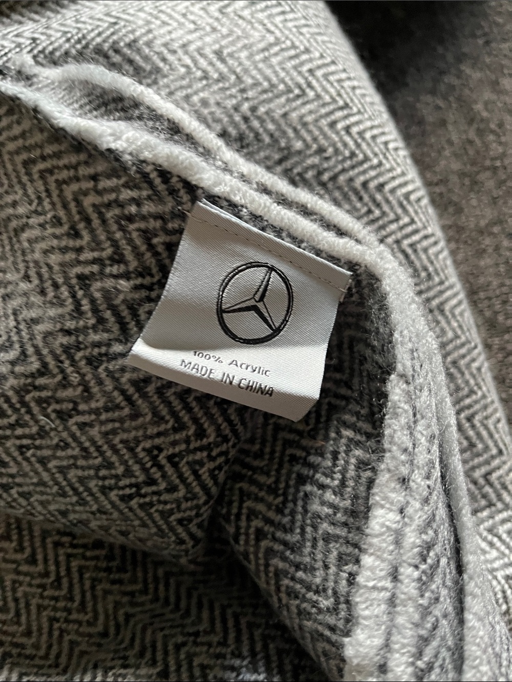 Mercedes-Benz Black Men's Backpack, Flashlight and Blanket - Picture 4 of 10